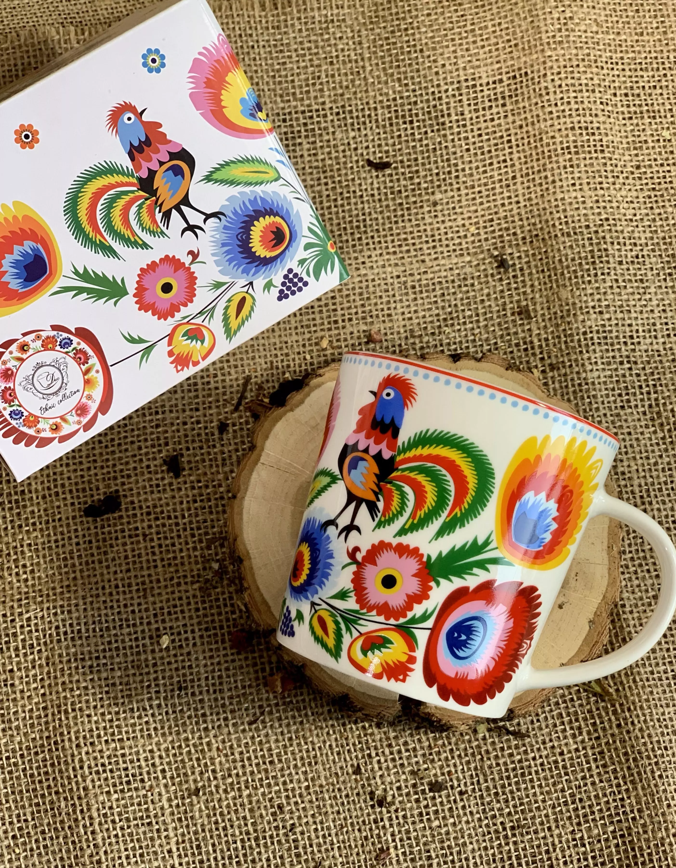 Kubek motyw łowickiej wycinanki